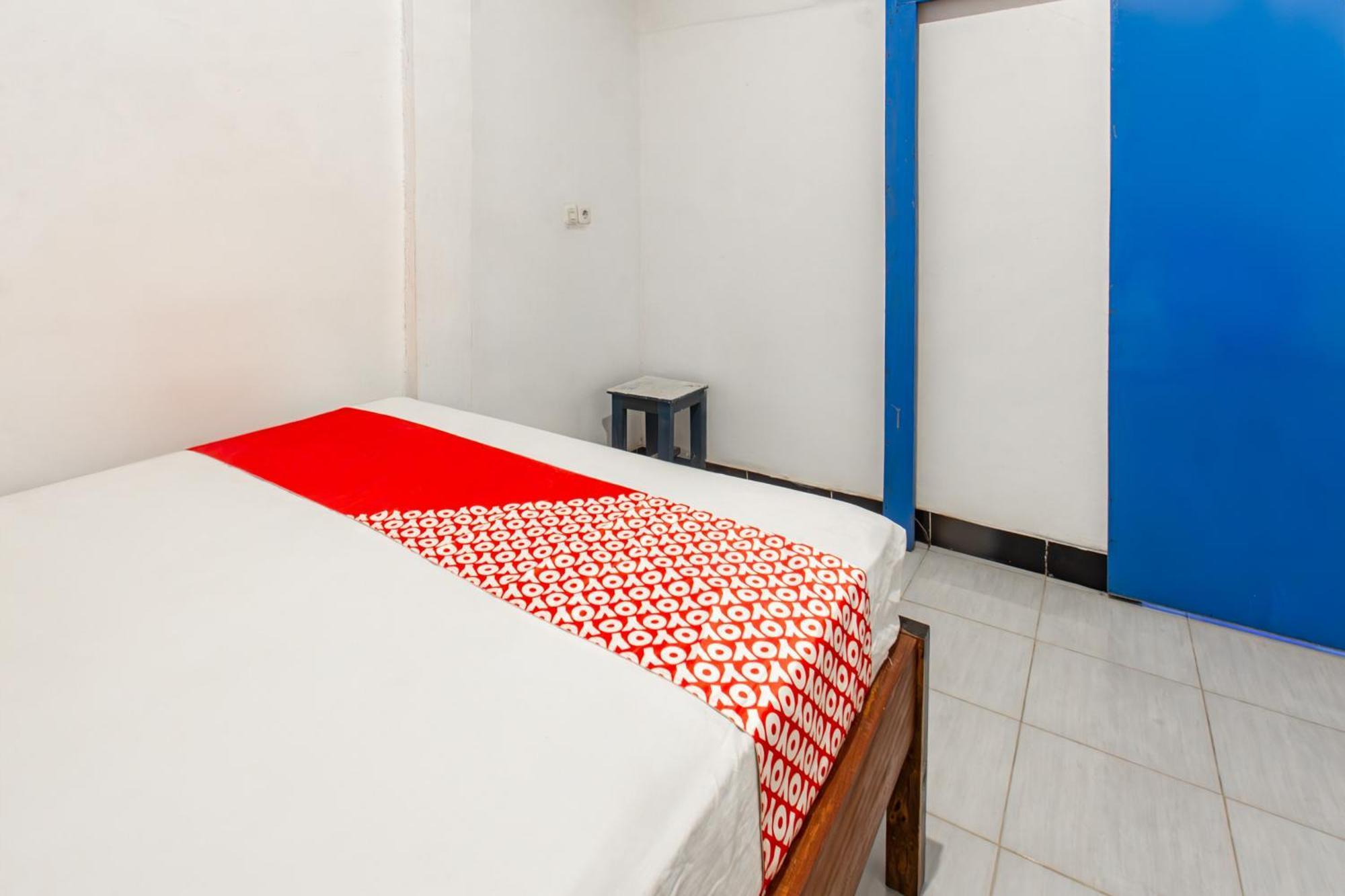 Oyo 93359 Kawi Homestay Praya Eksteriør bilde